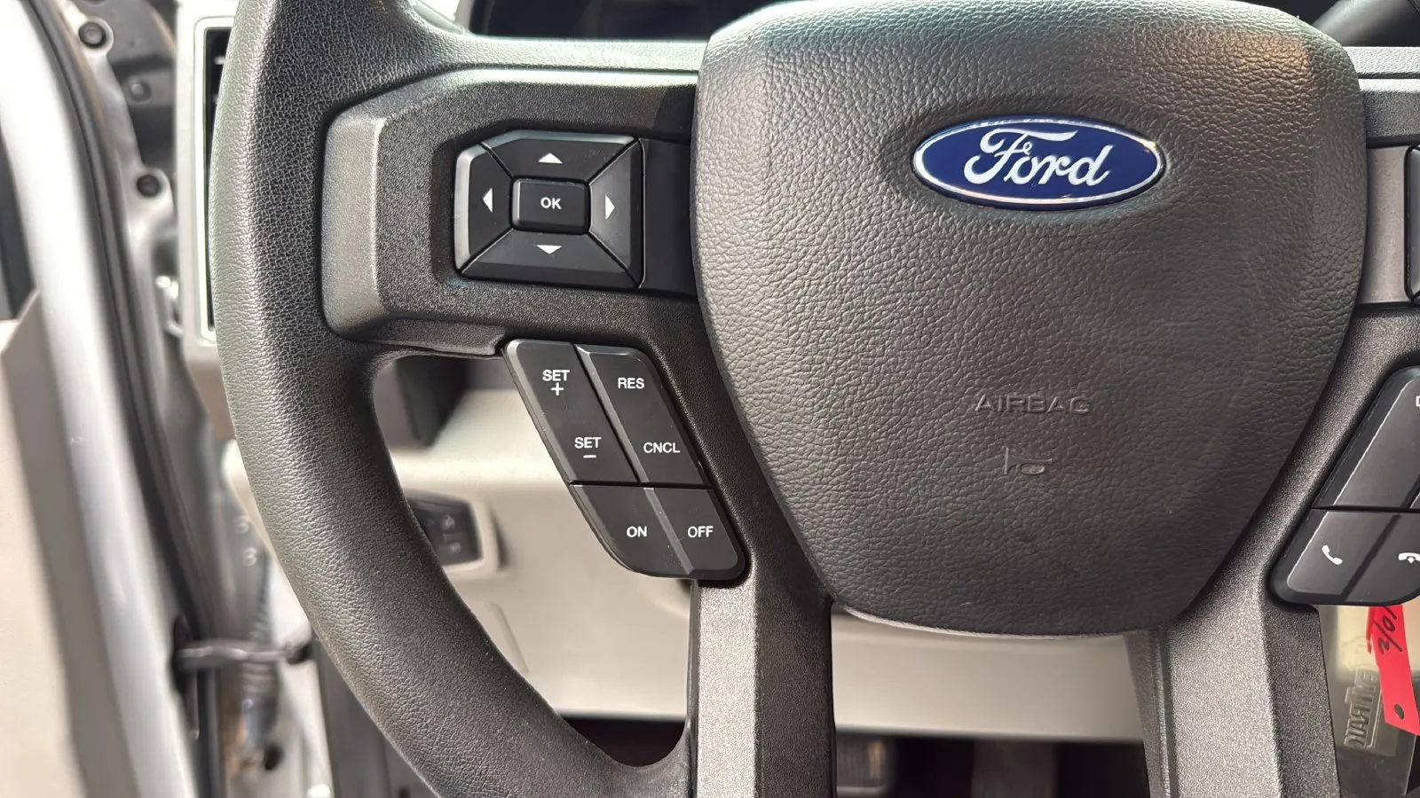 Ford F-150 photo 15