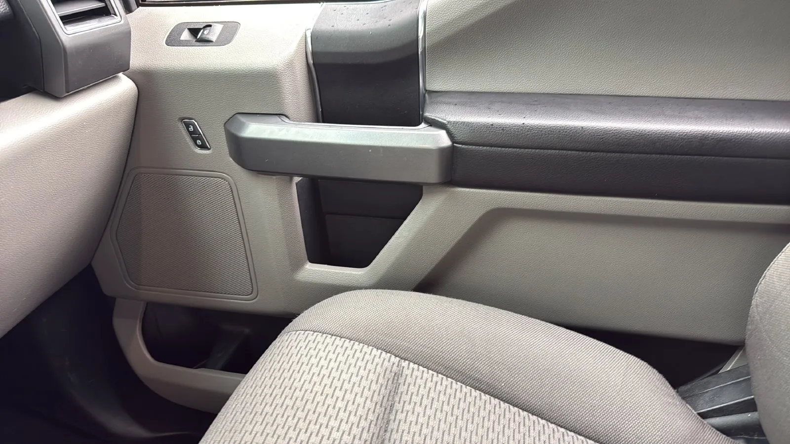 Ford F-150 photo 22