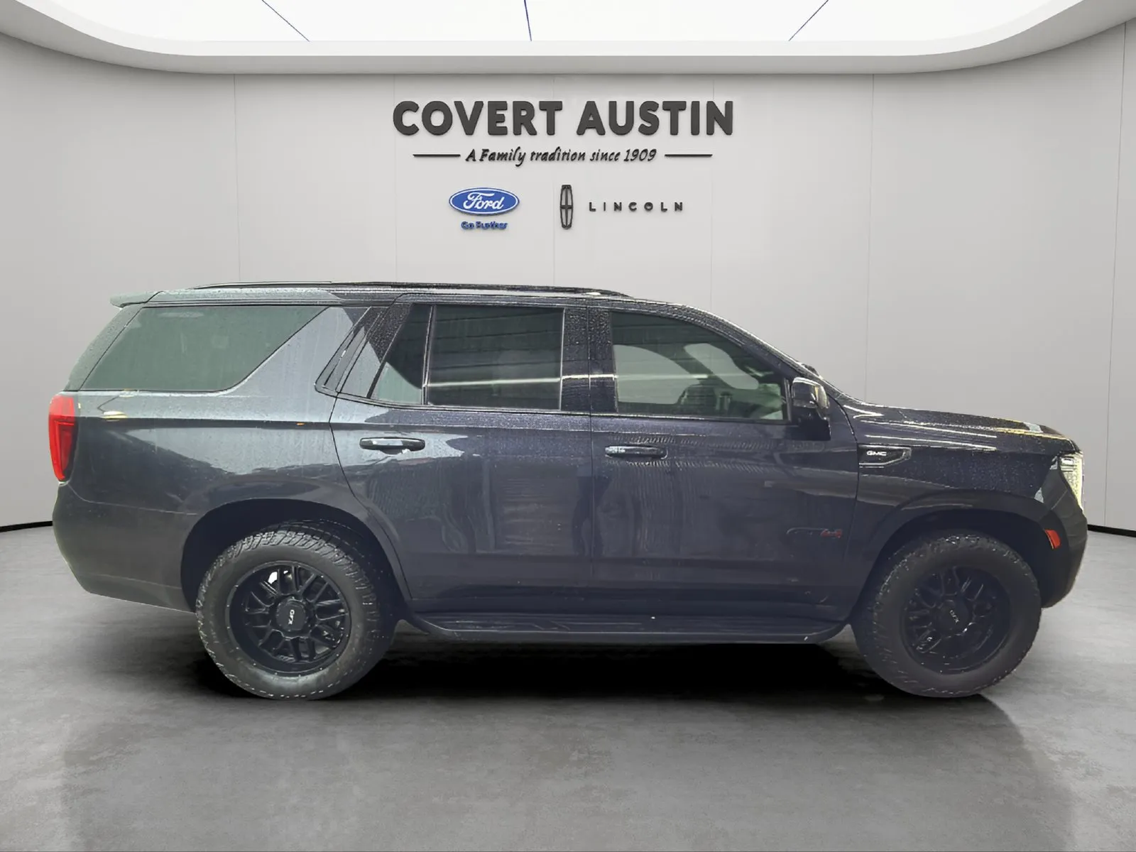 GMC Yukon photo 6