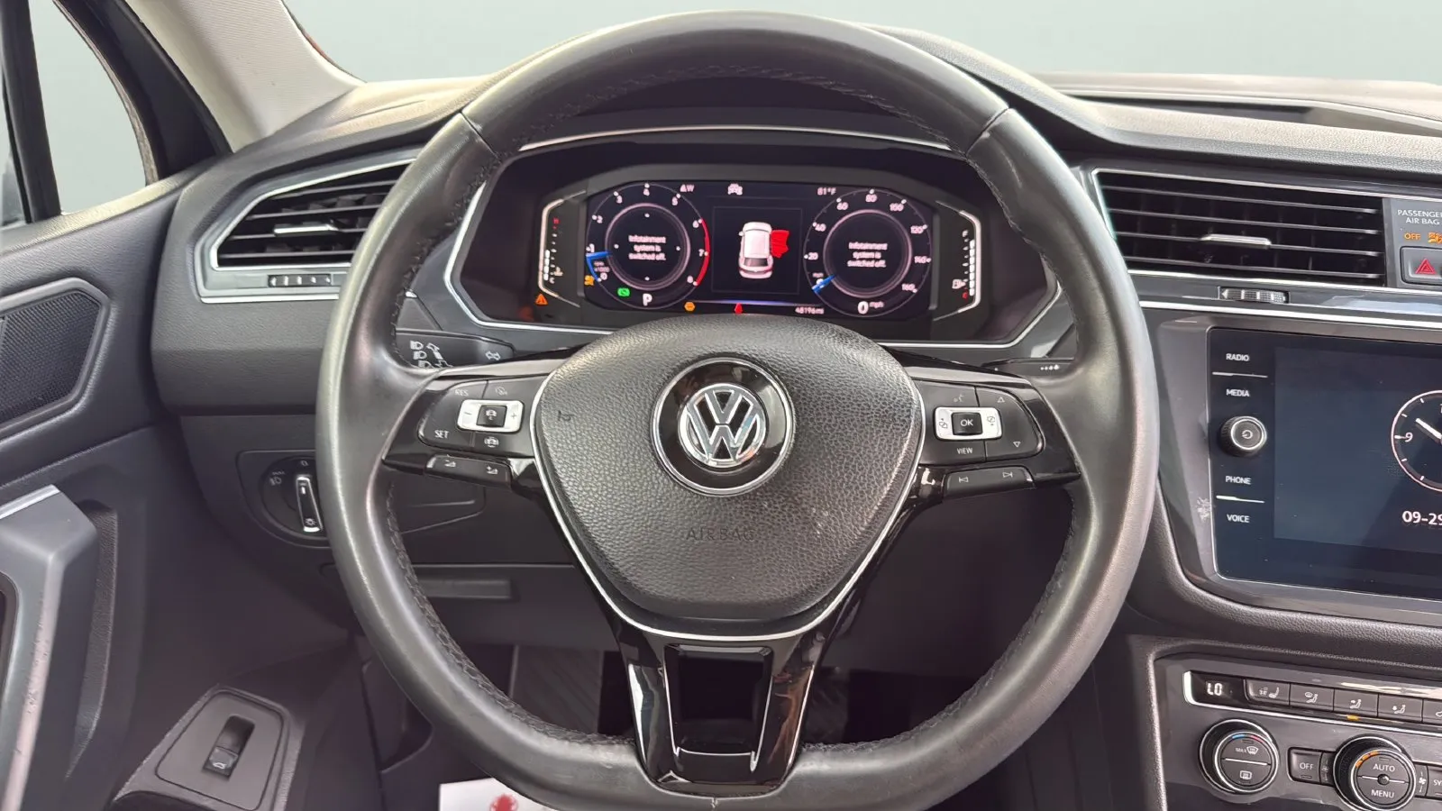 Volkswagen Tiguan photo 14