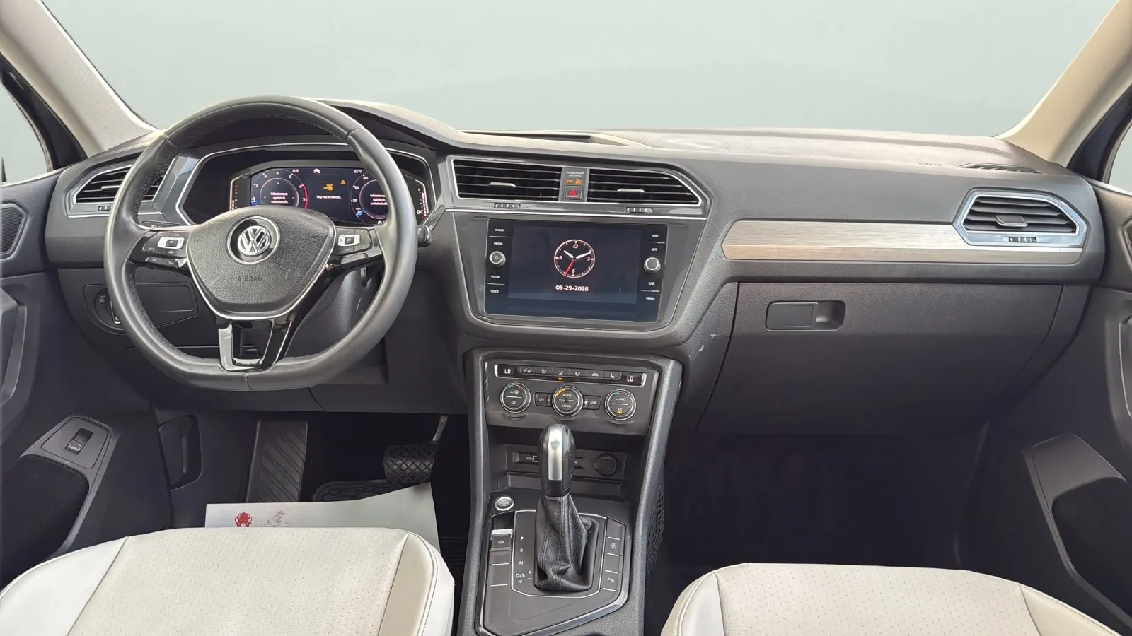 Volkswagen Tiguan photo 21