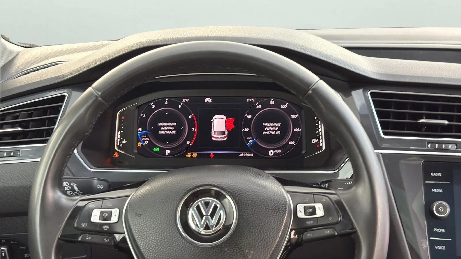 Volkswagen Tiguan photo 13