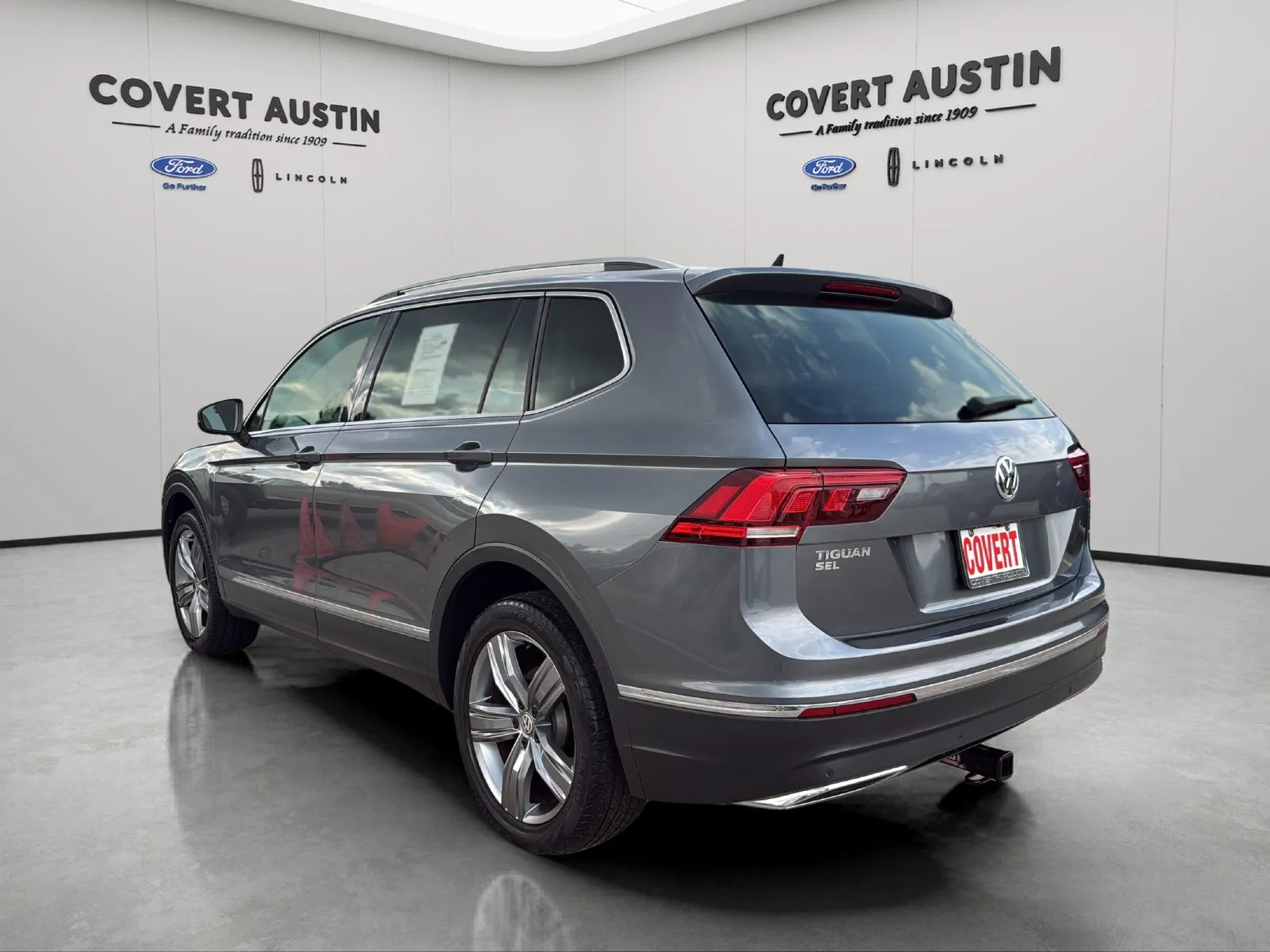 Volkswagen Tiguan photo 3
