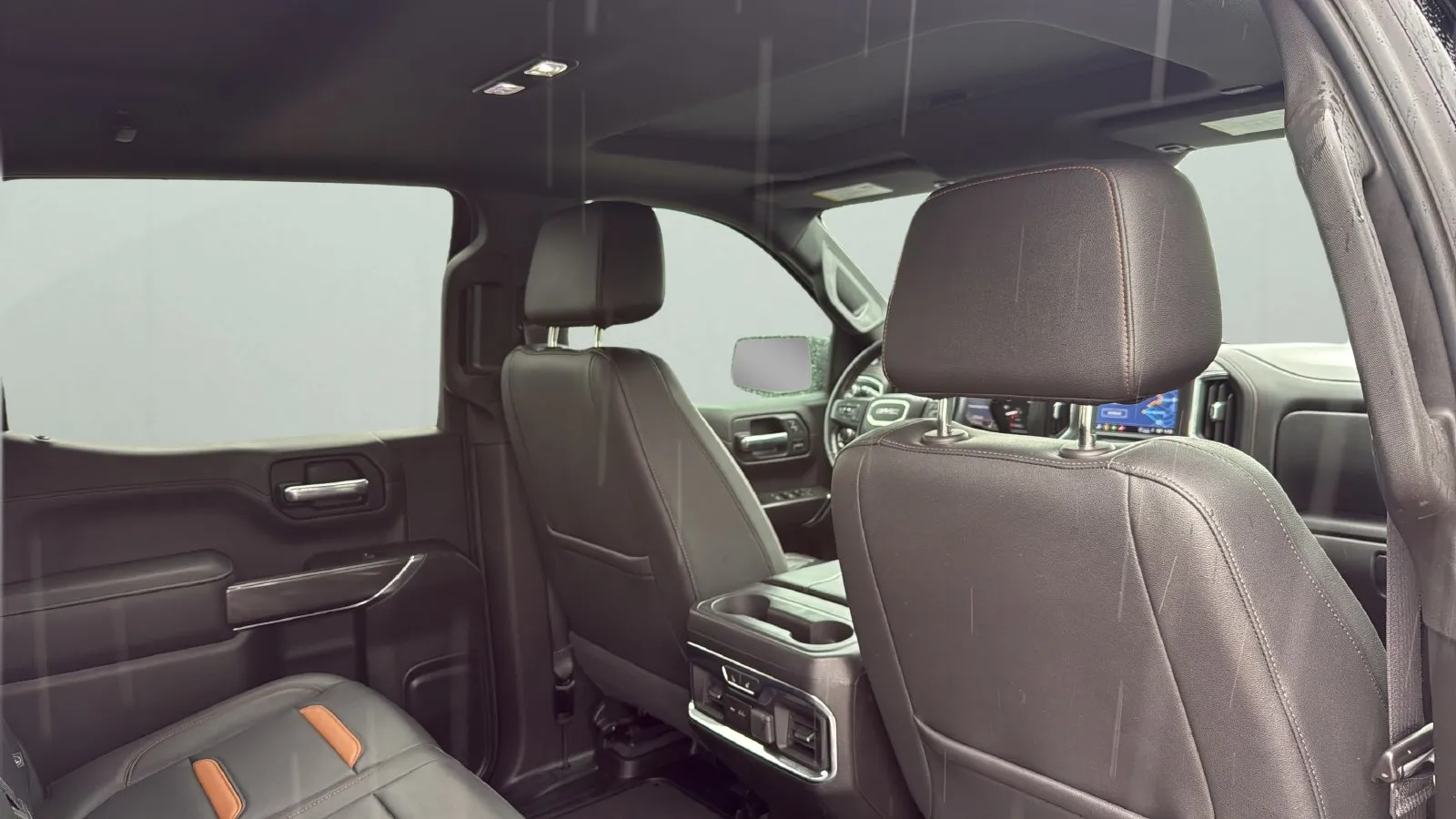 GMC Sierra photo 28
