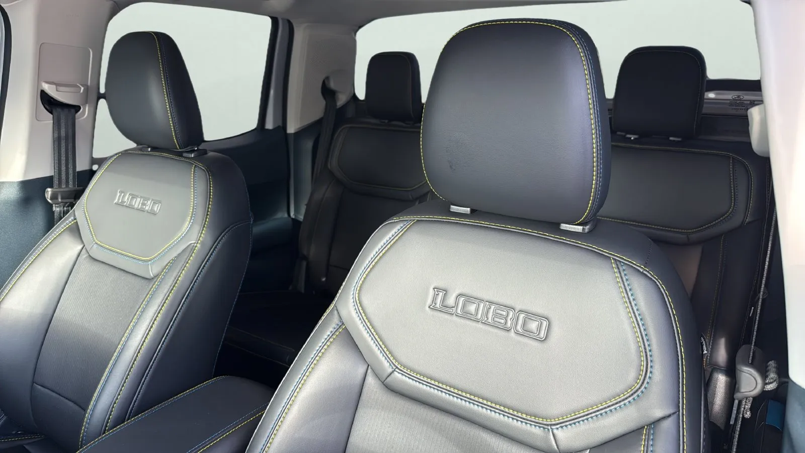 Ford Maverick photo 9