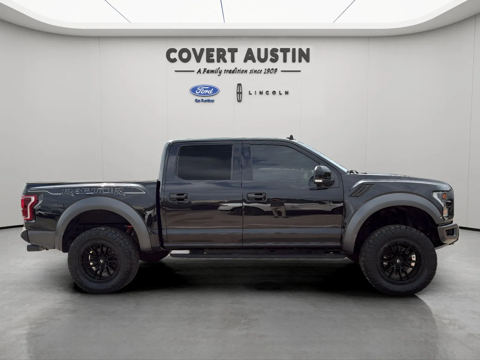 Ford F-150 photo 4