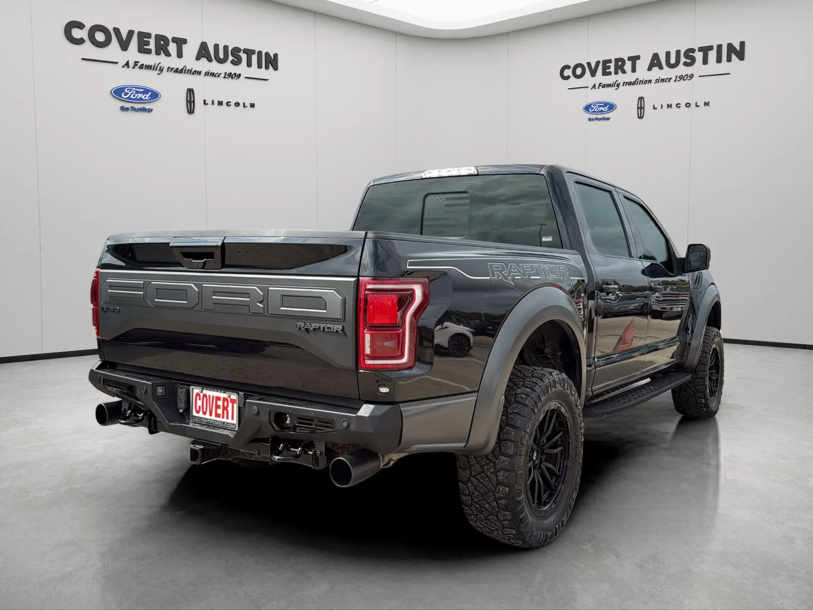 Ford F-150 photo 3