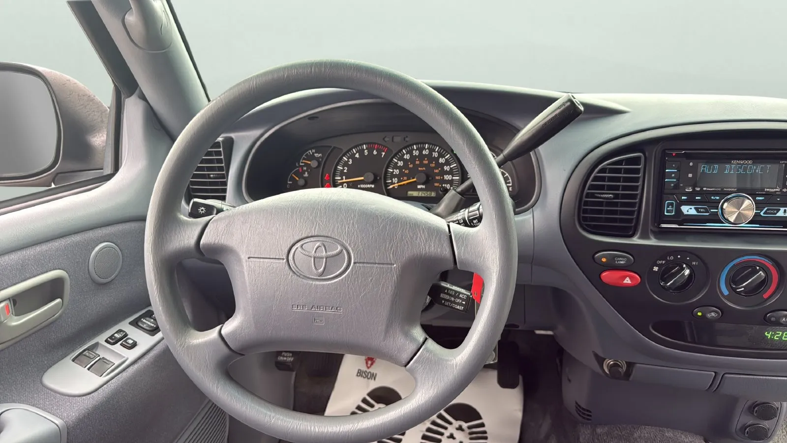 Toyota Tundra photo 12