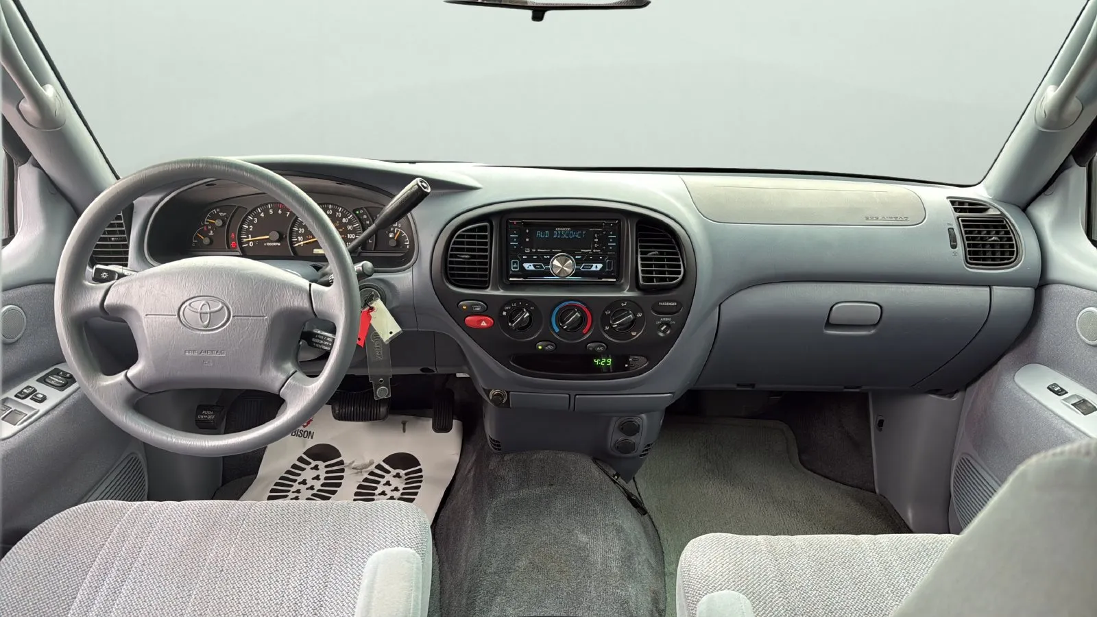 Toyota Tundra photo 21