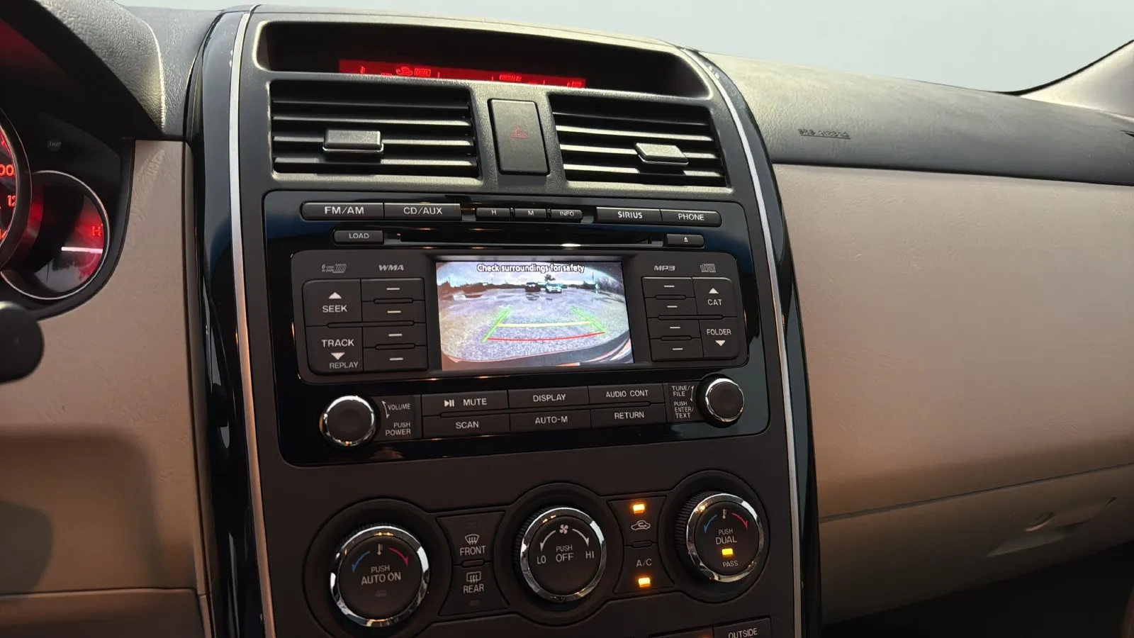 Mazda CX-9 photo 18
