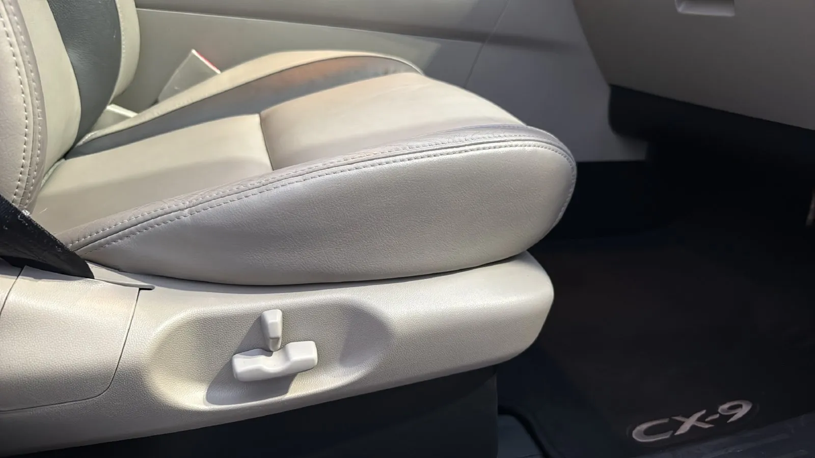 Mazda CX-9 photo 23