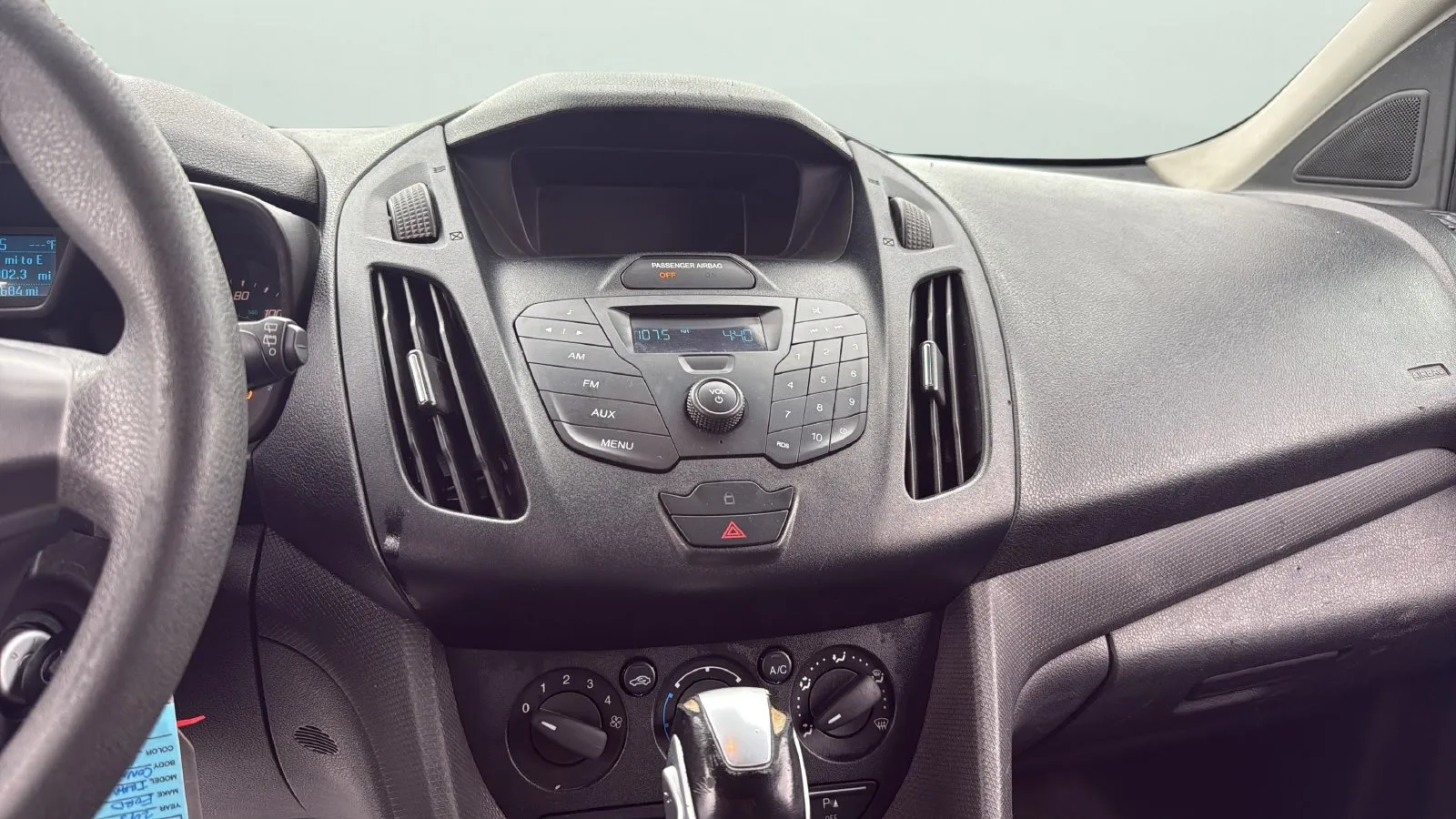 Ford Transit Connect photo 8