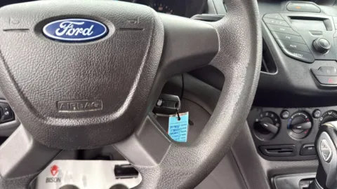 More photos of 2015 Ford Transit Connect XL at Covert Ford Lincoln, TX