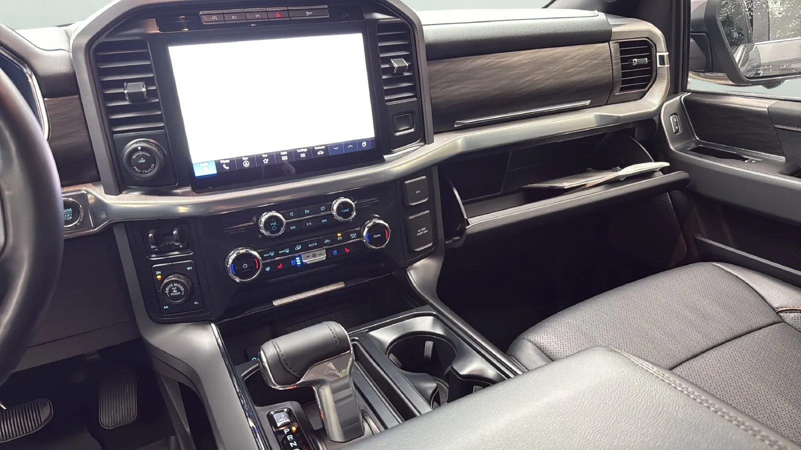 Ford F-150 photo 18