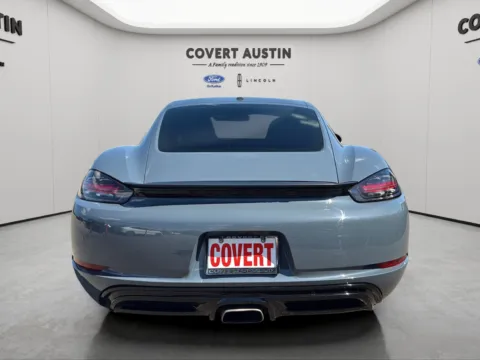 More photos of 2017 Porsche 718 Cayman at Covert Ford Lincoln, TX