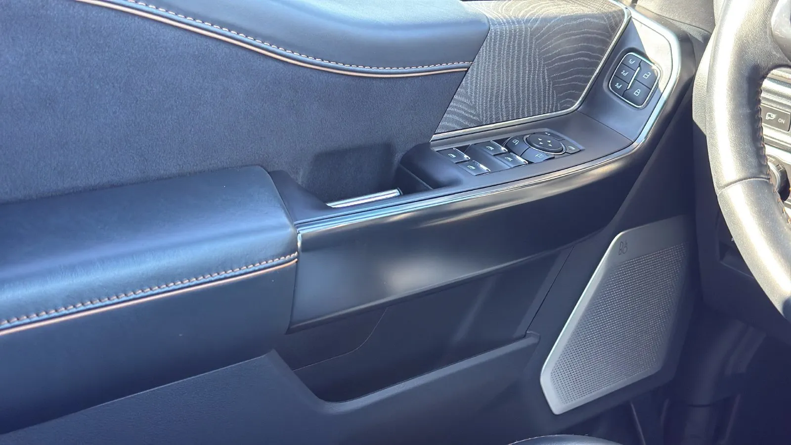 Ford F-150 photo 11