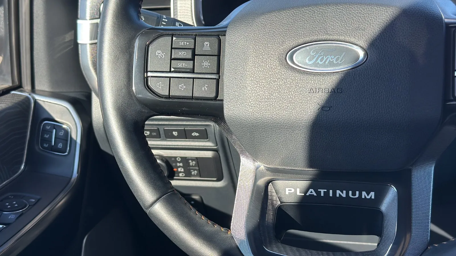 Ford F-150 photo 16