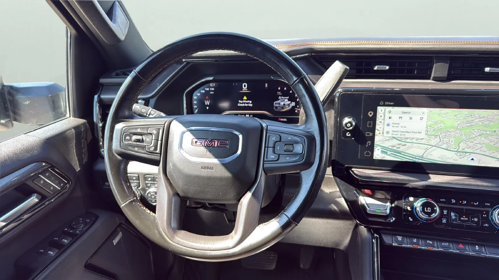 GMC Sierra photo 12