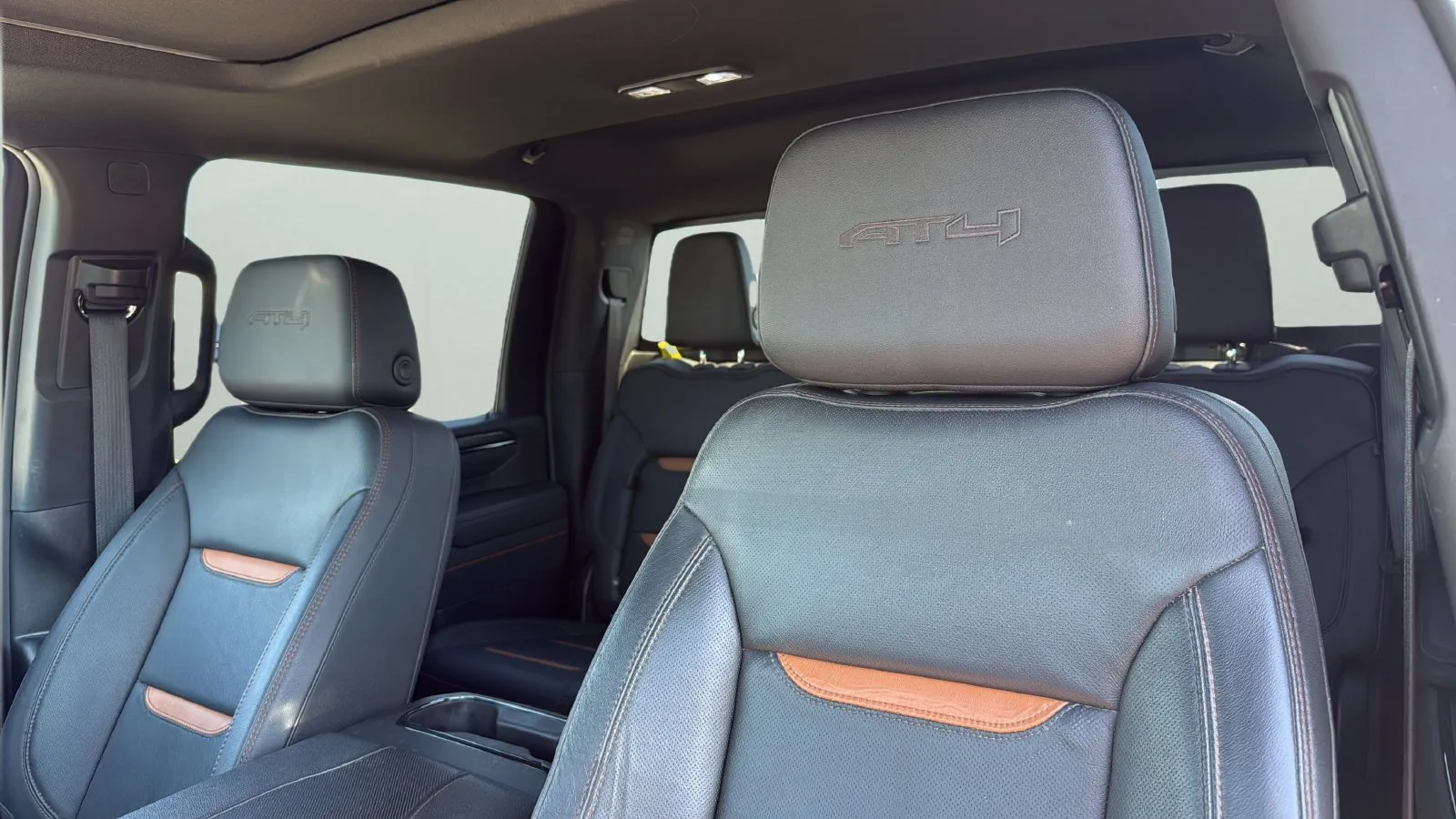 GMC Sierra photo 9