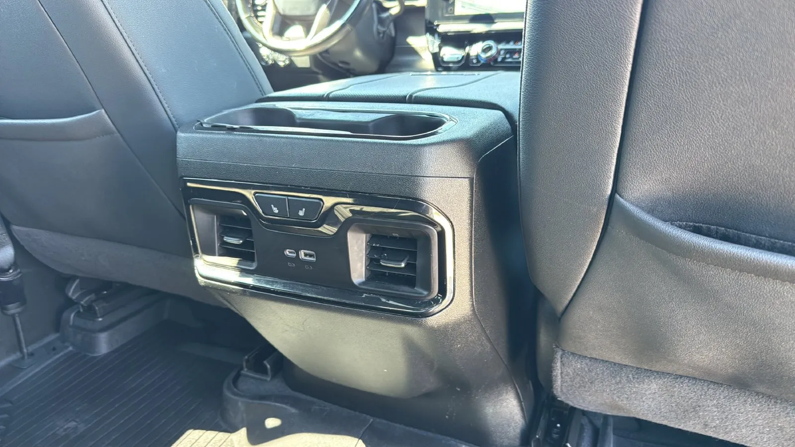 GMC Sierra photo 27
