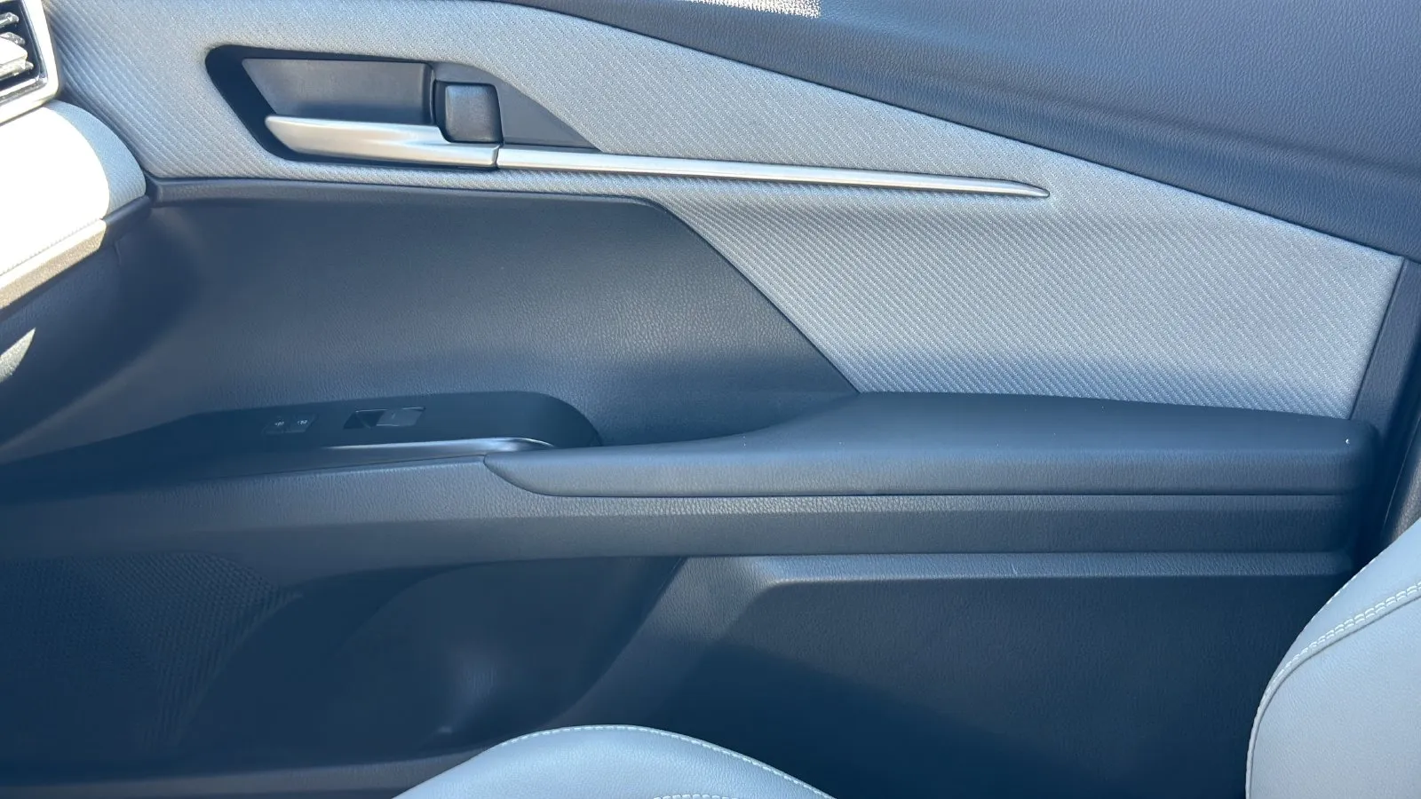 Toyota Camry photo 23