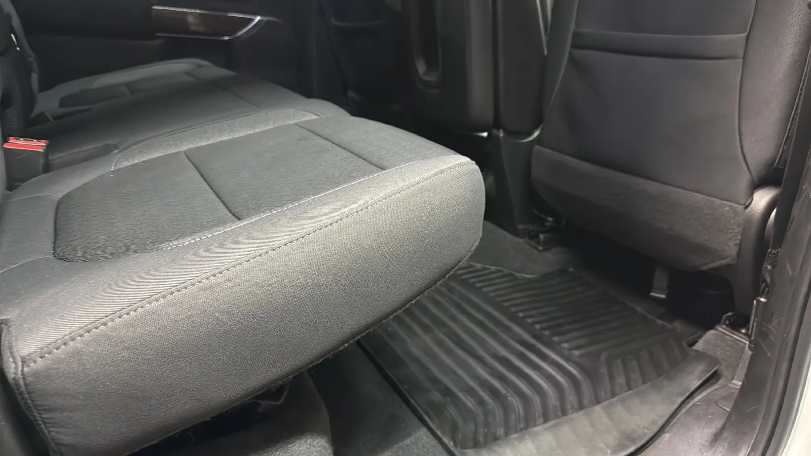 GMC Sierra photo 24