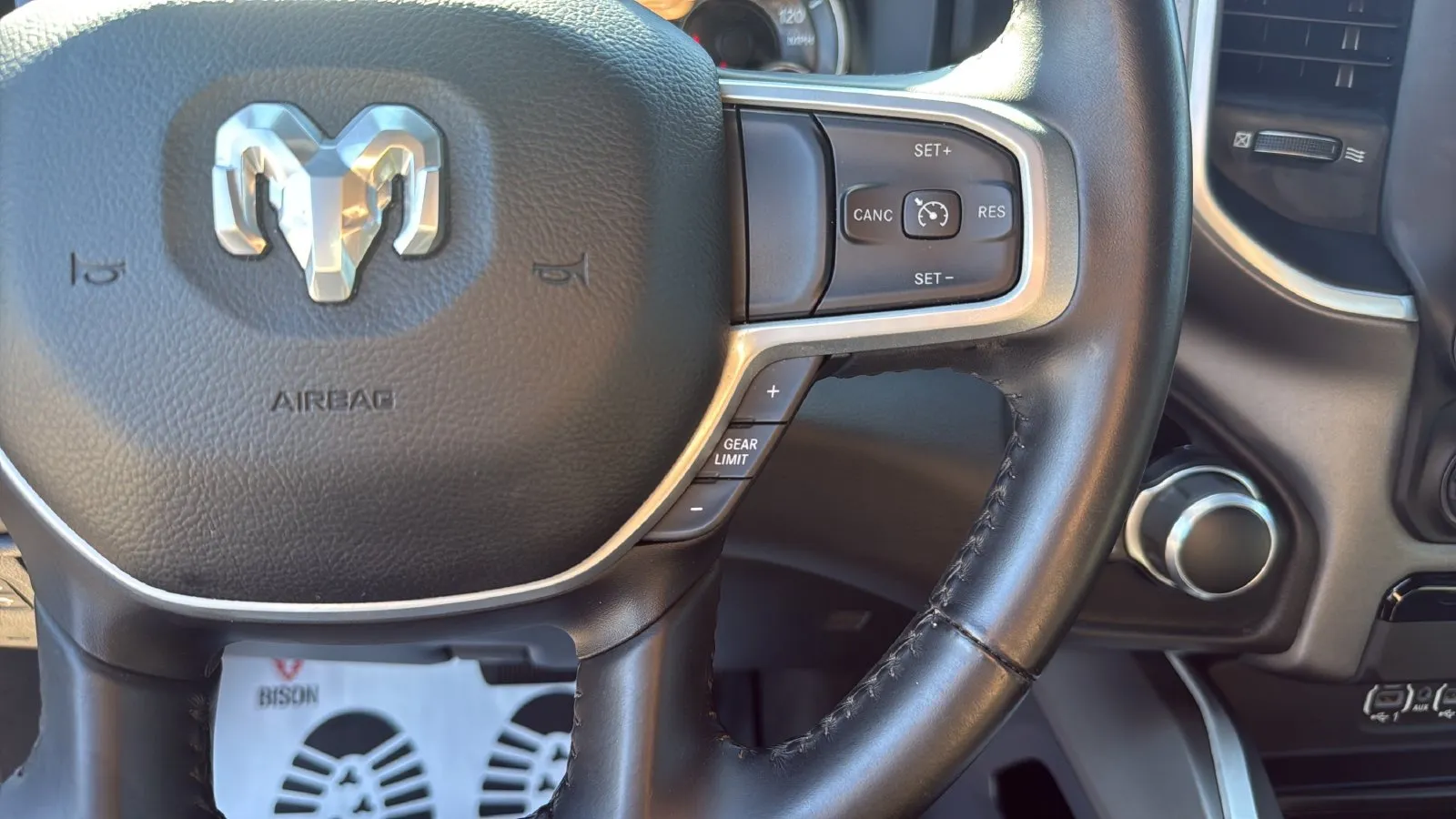 Ram 1500 photo 15