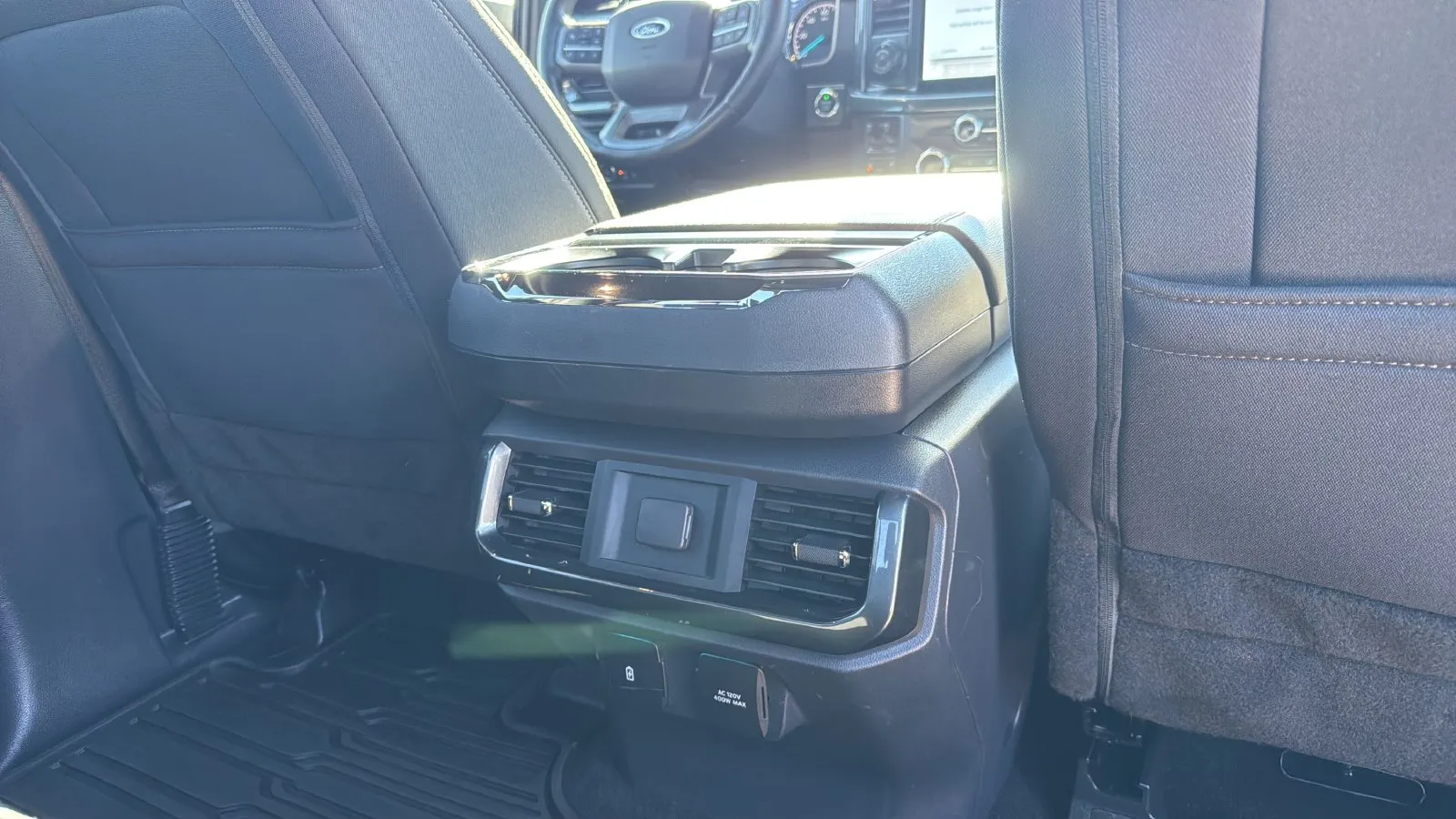 Ford F-150 photo 22