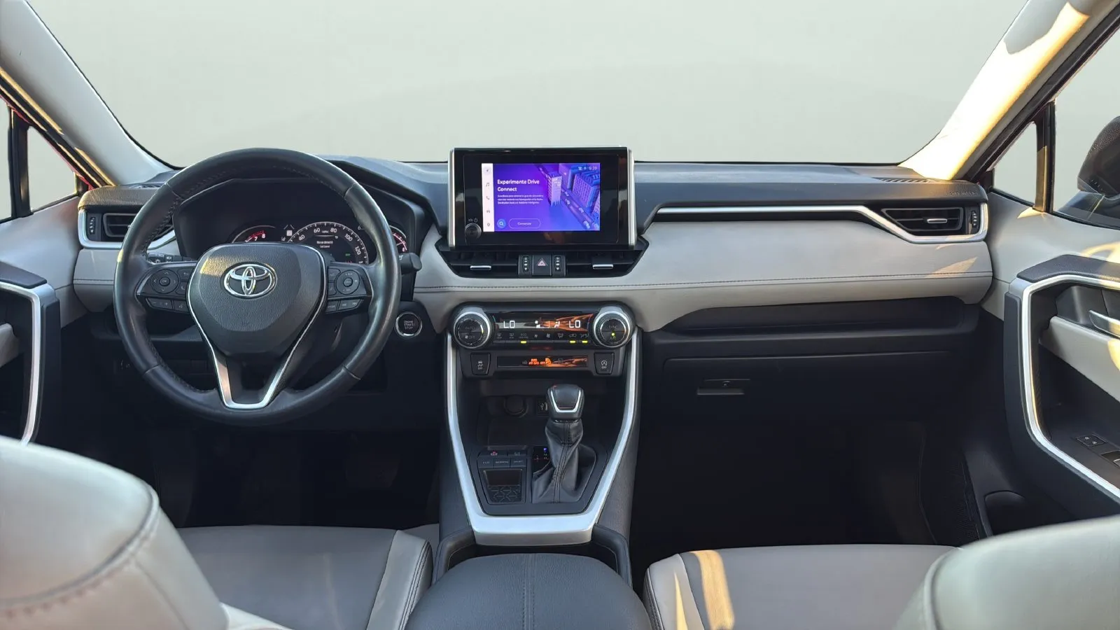 Toyota RAV4 photo 18