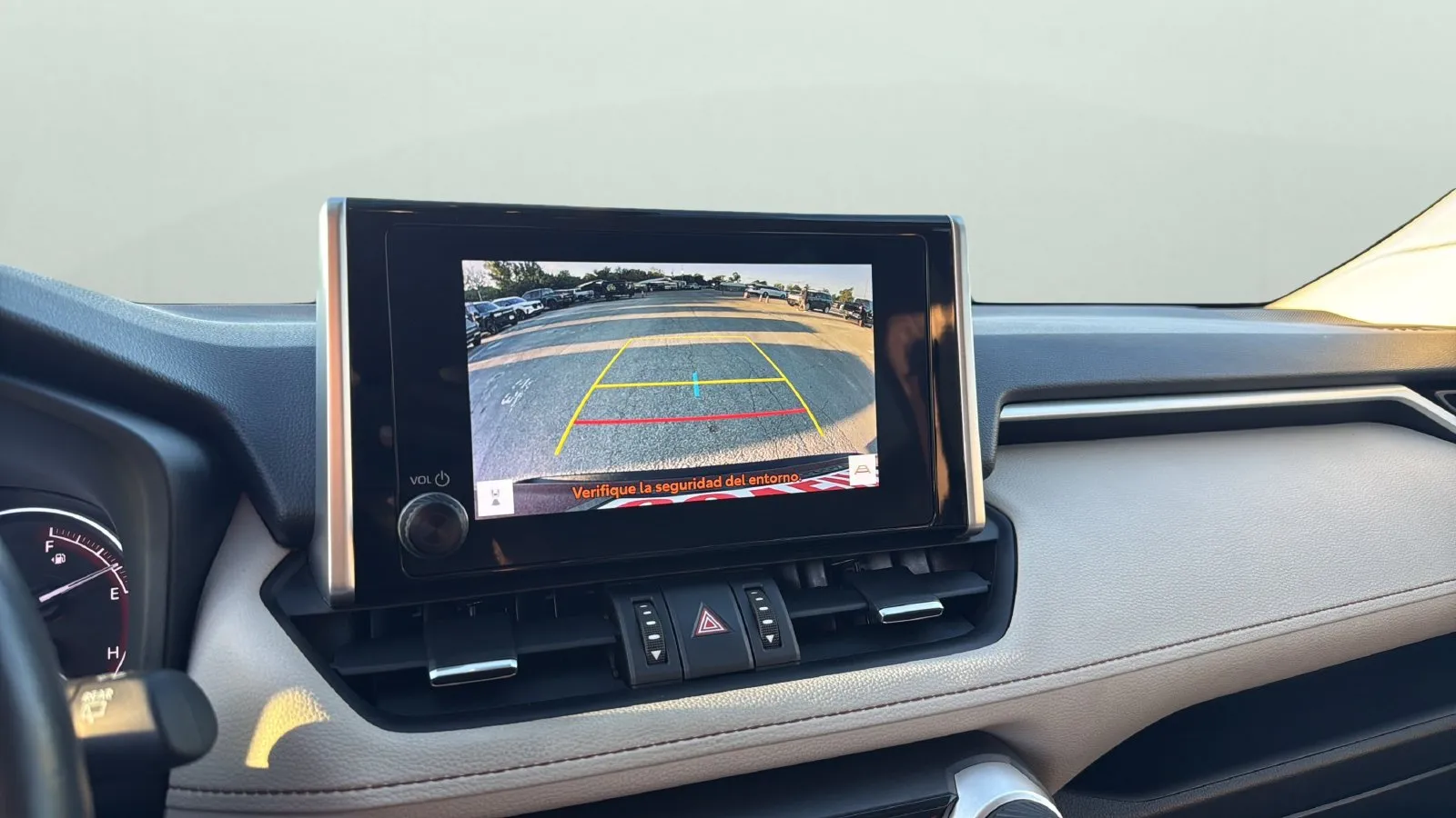 Toyota RAV4 photo 15