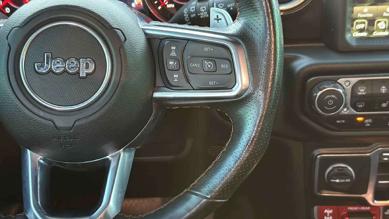 Jeep Wrangler photo 15