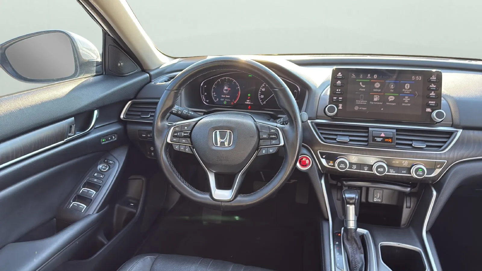 Honda Accord photo 9