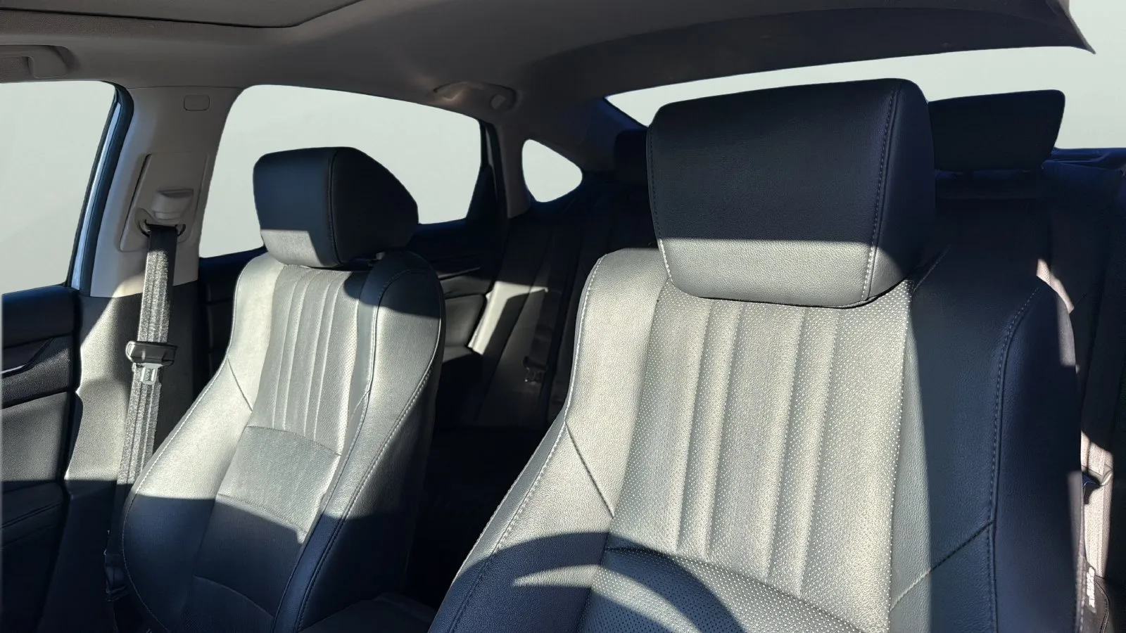 Honda Accord photo 6