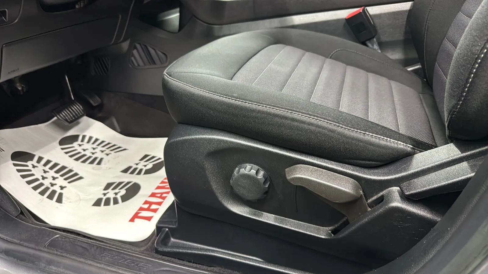 Ford Edge photo 10