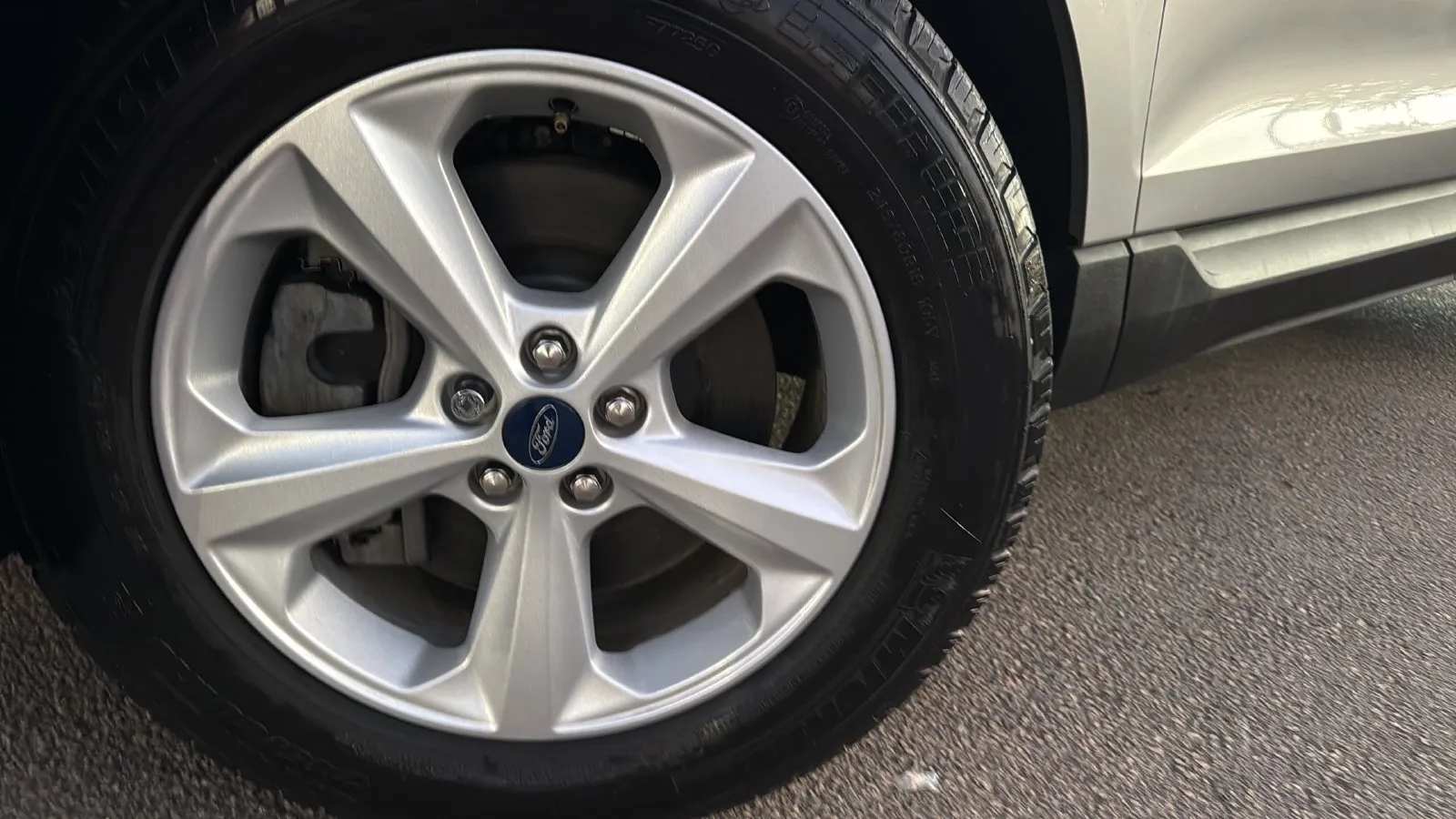Ford Edge photo 27