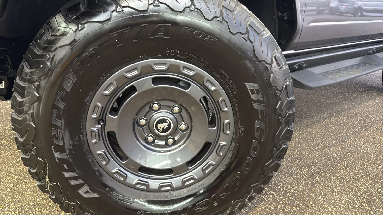 Ford Bronco photo 29