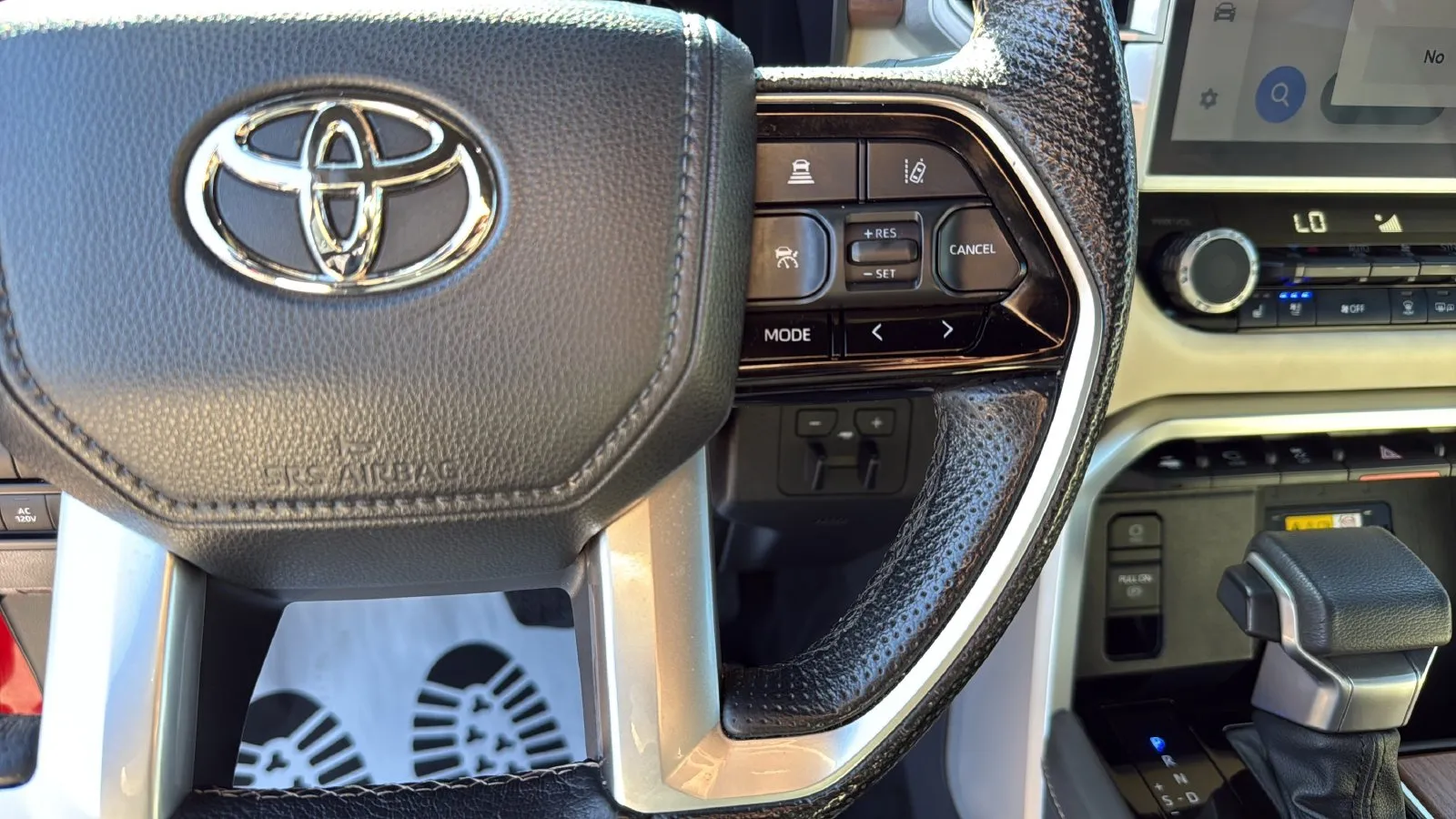 Toyota Tundra photo 14