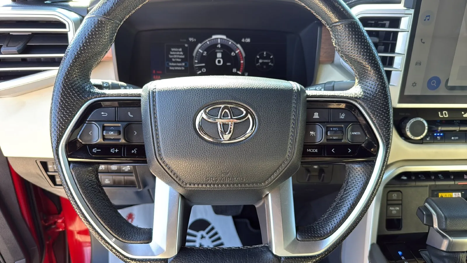 Toyota Tundra photo 13
