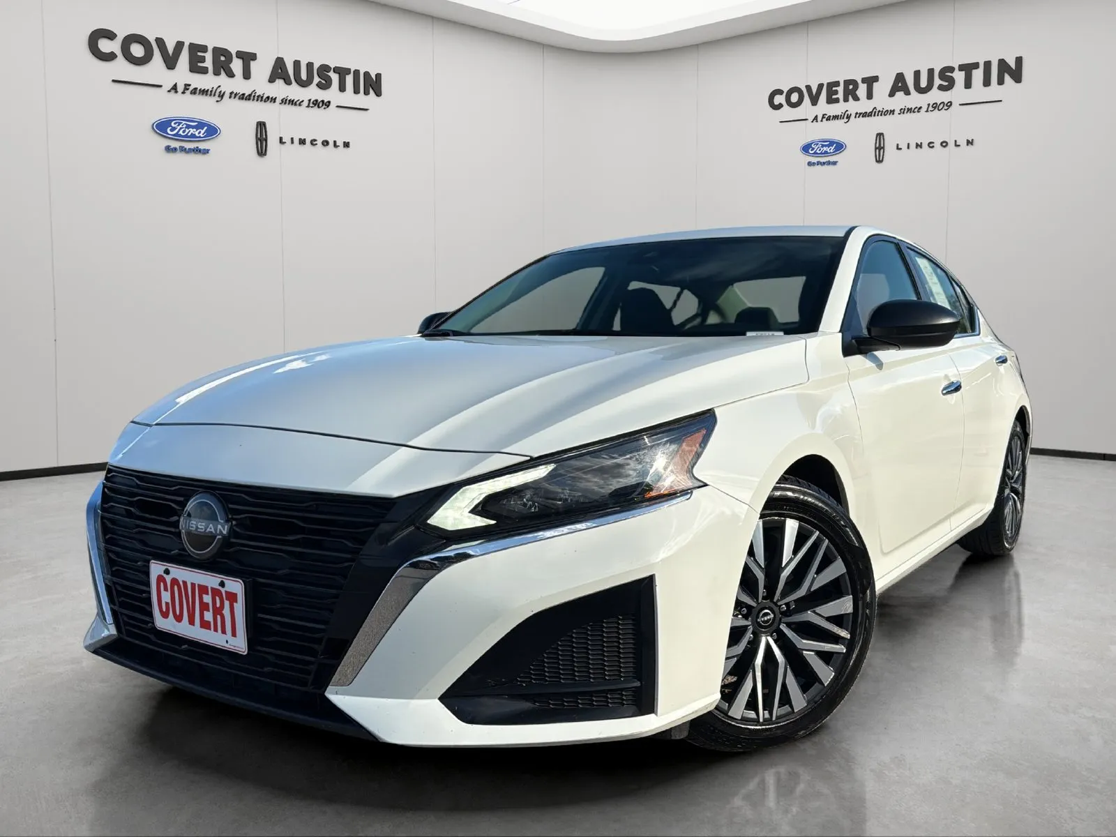 White 2025 Nissan Altima 2.5 SV for sale in Austin, TX