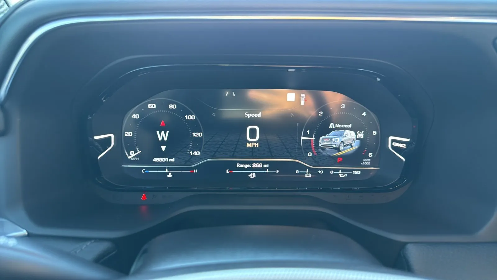 GMC Yukon photo 13