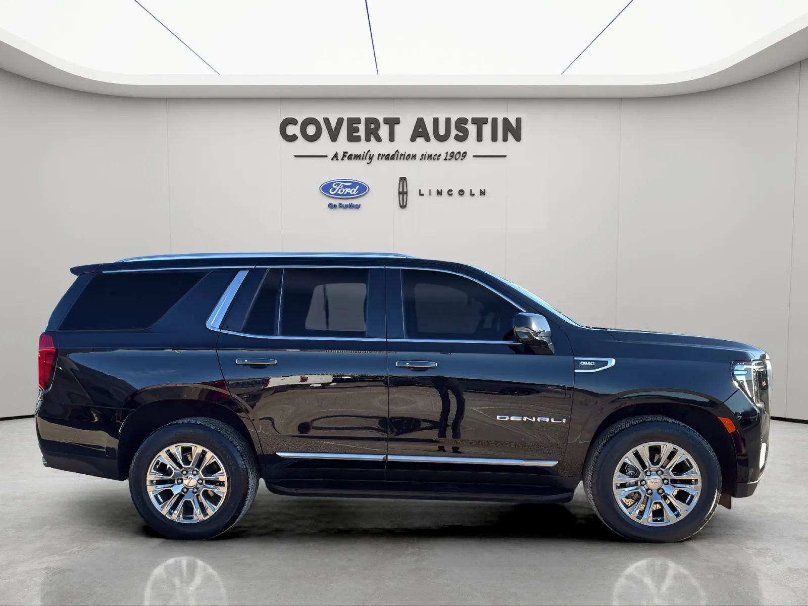 GMC Yukon photo 6