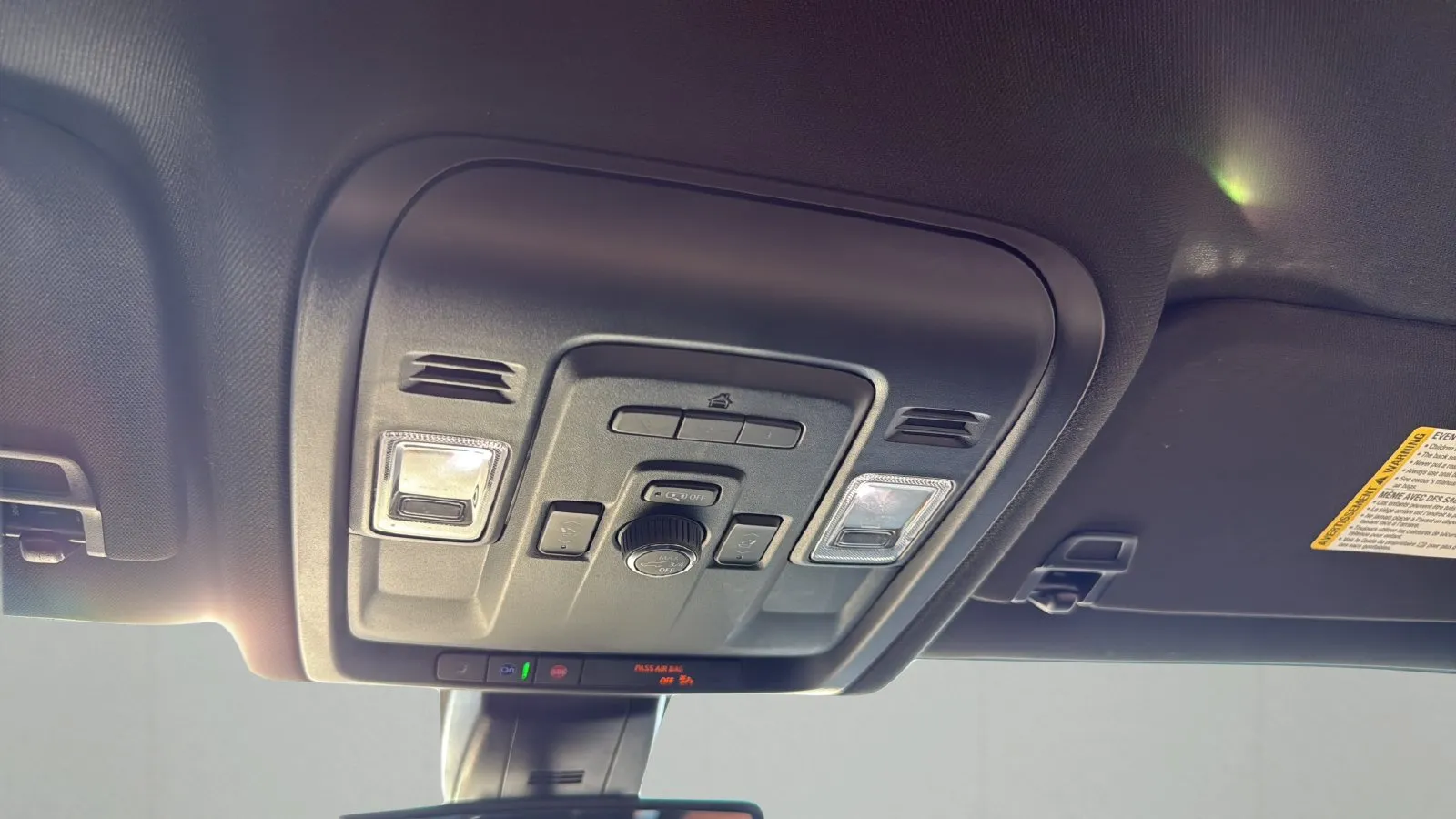 GMC Yukon photo 22