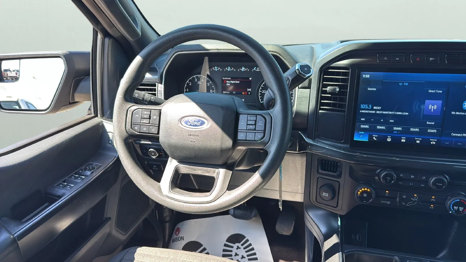 Ford F-150 photo 10