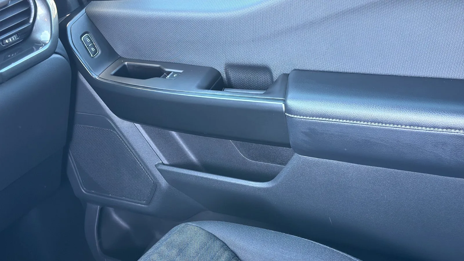 Ford F-150 photo 21