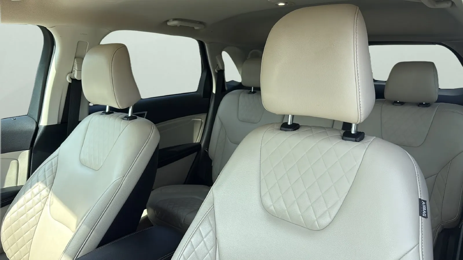 Ford Edge photo 9