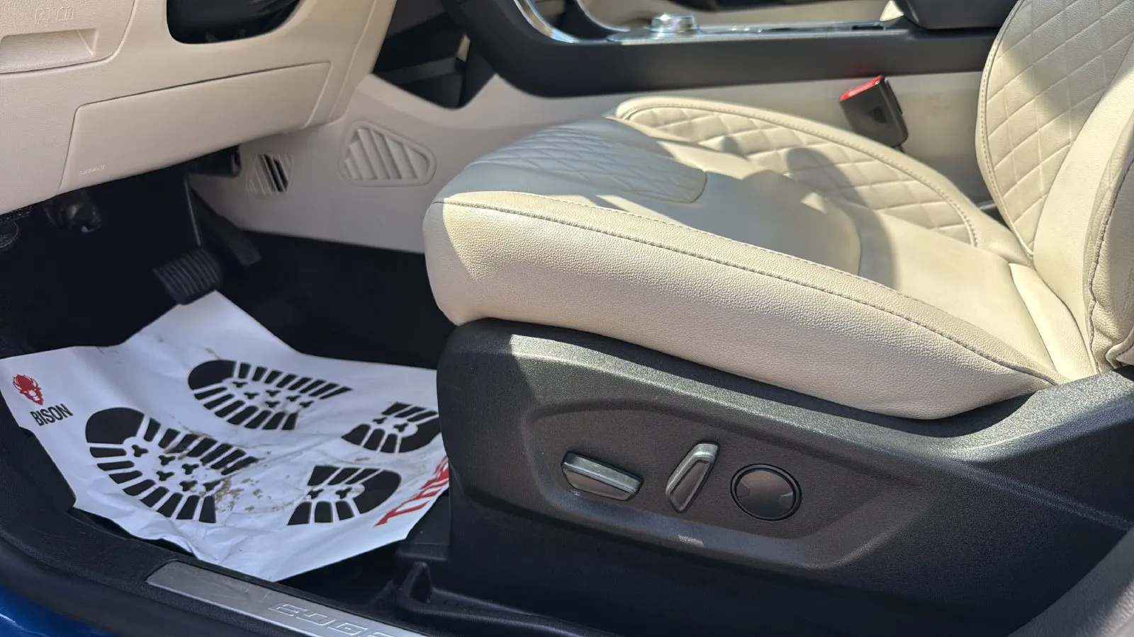 Ford Edge photo 10