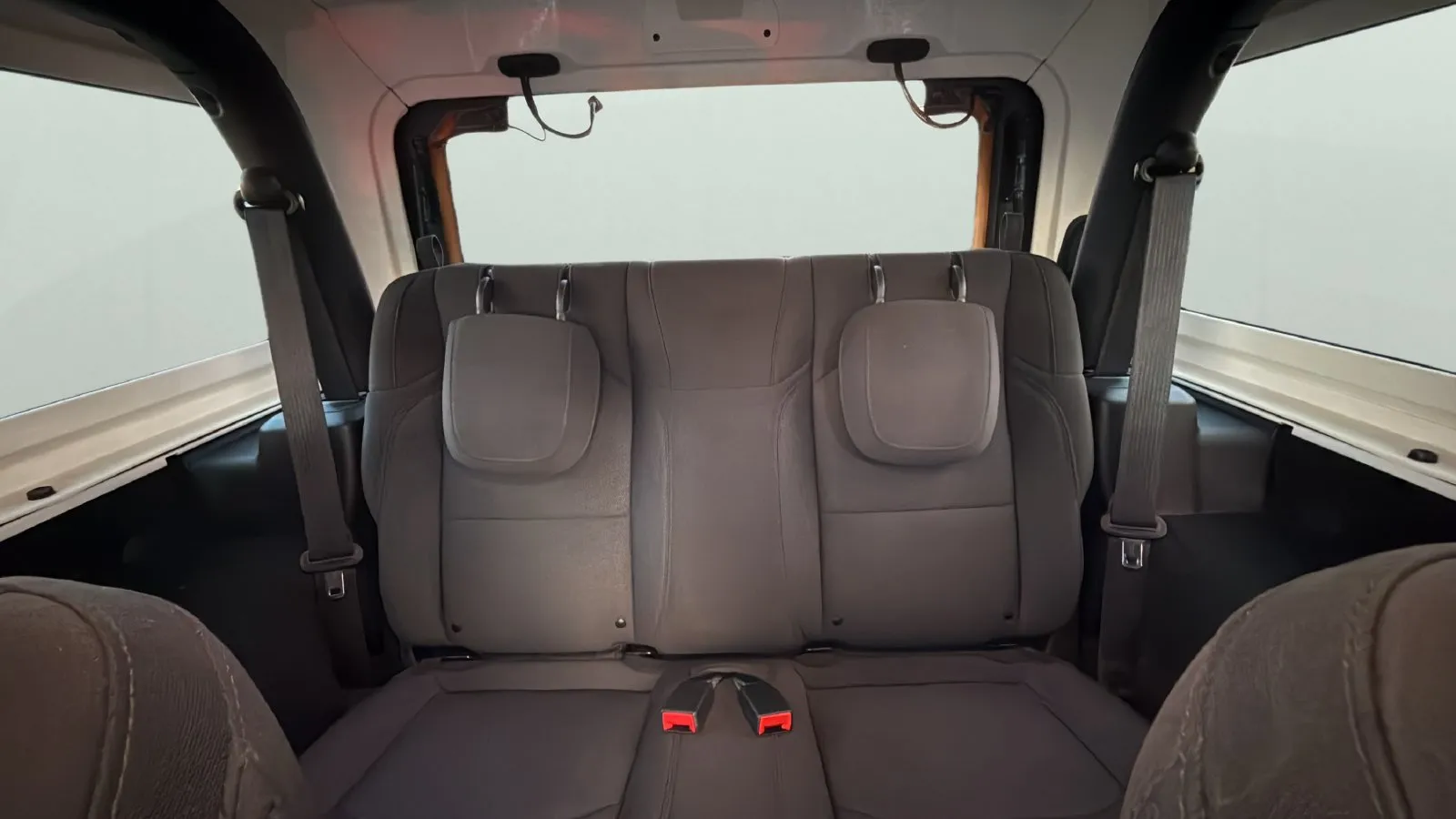 Jeep Wrangler photo 25