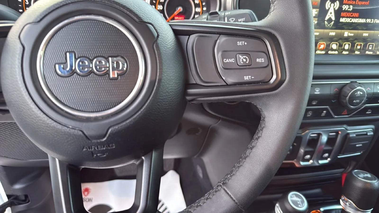 Jeep Wrangler photo 15