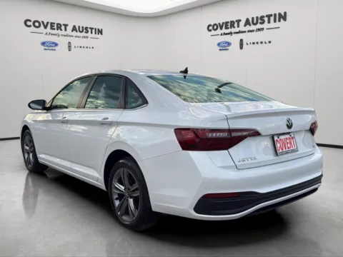 Another view of 2023 Volkswagen Jetta 1.5T SE for sale in Austin, TX at Covert Ford Lincoln