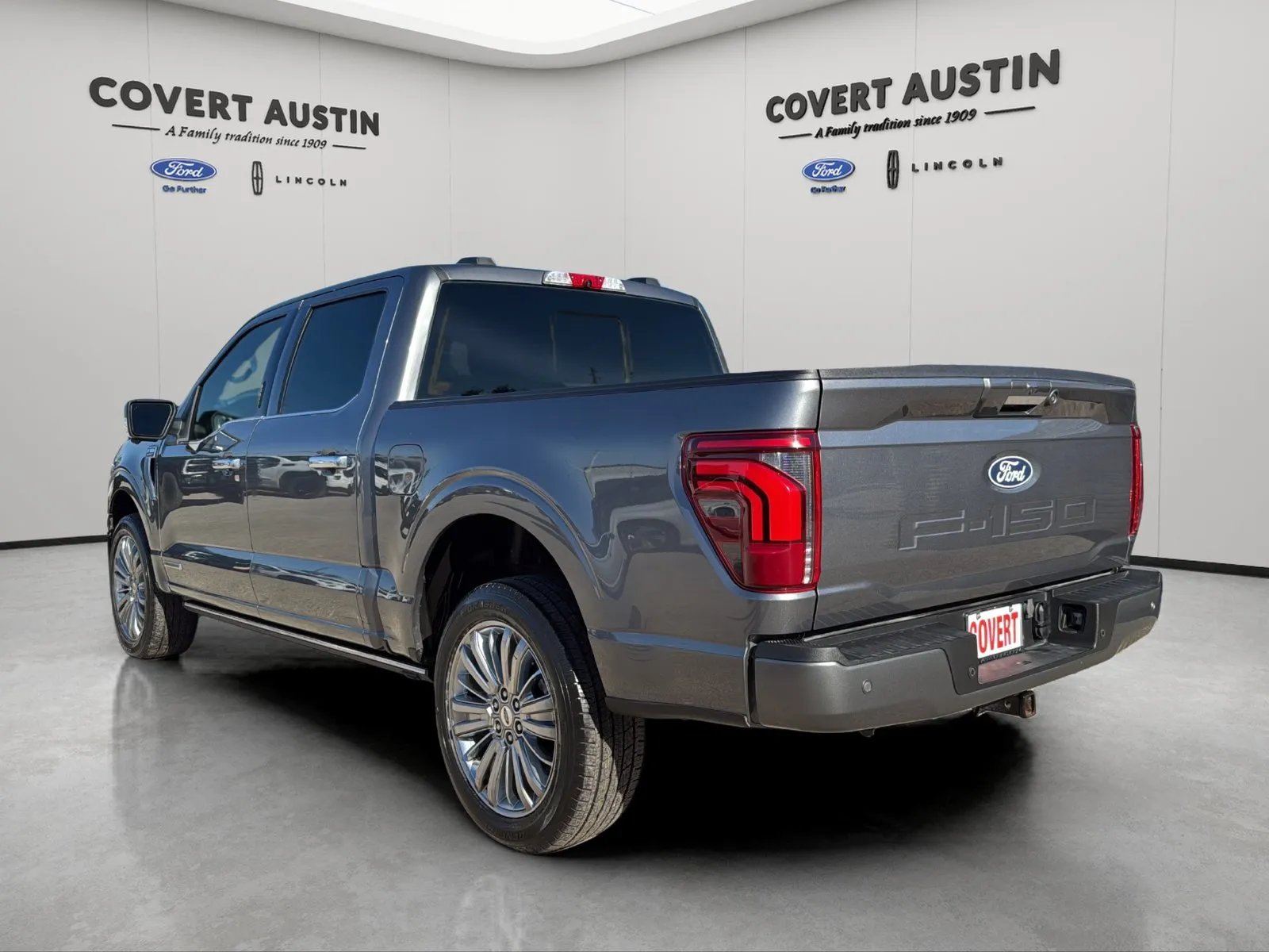 Ford F-150 photo 3
